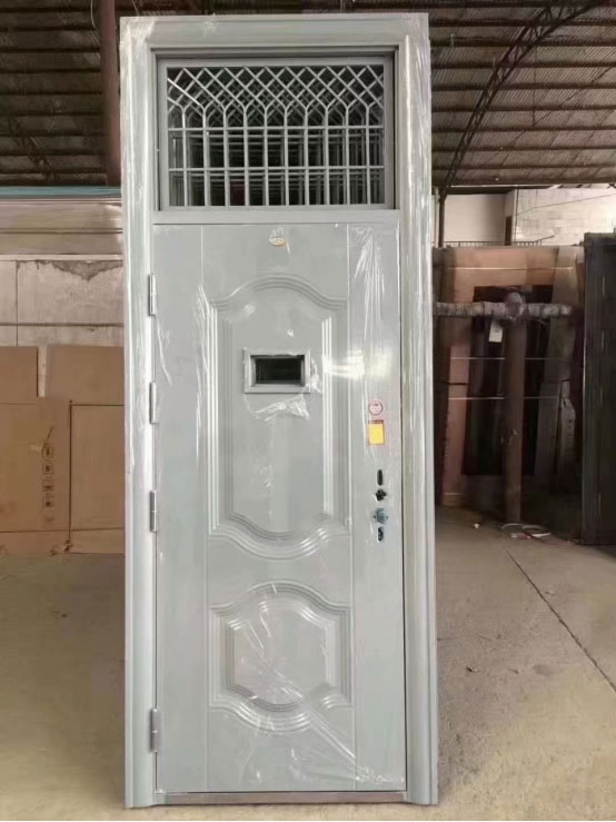 峪泉镇学校教室门 峪泉镇学校教室门