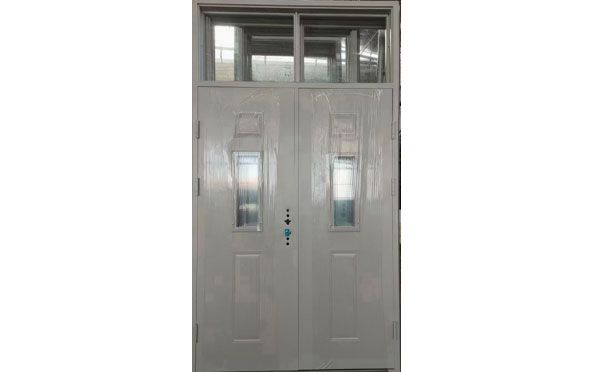 峪泉镇学校教室门