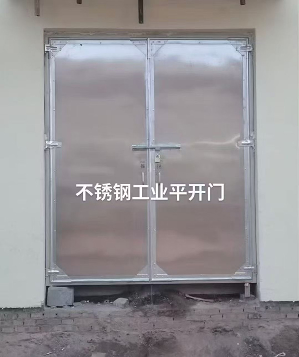 不锈钢峪泉镇工业平开门在现代工业场景中的应用实践